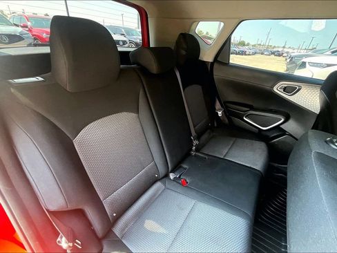 Used 2020 Kia Soul LX FWD image 37