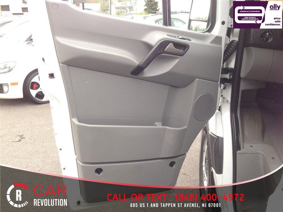 Used 2018 Mercedes-Benz Sprinter 2500 image 27