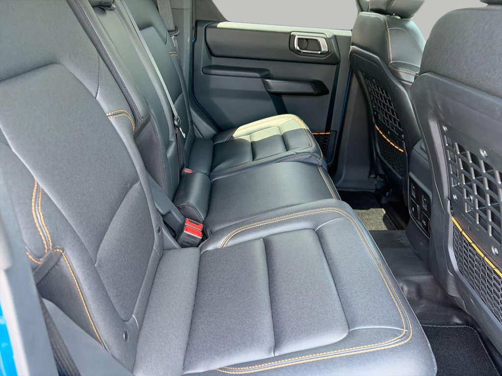 Used 2024 Ford Bronco Badlands AWD/4WD image 13