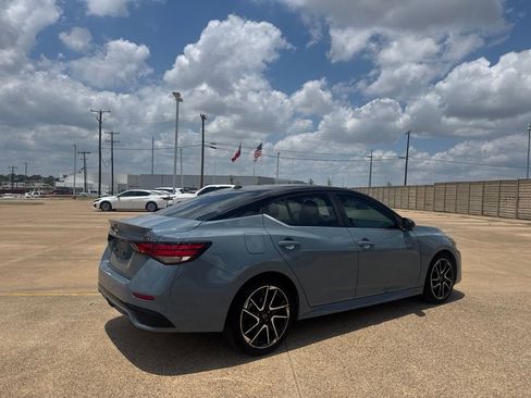 Certified 2024 Nissan Sentra SR w/ SR Premium Package FWD image 21
