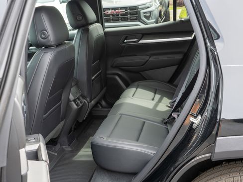 New 2026 GMC Terrain Elevation FWD image 29
