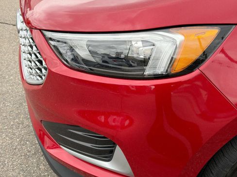 Used 2024 Ford Edge SEL AWD/4WD image 14