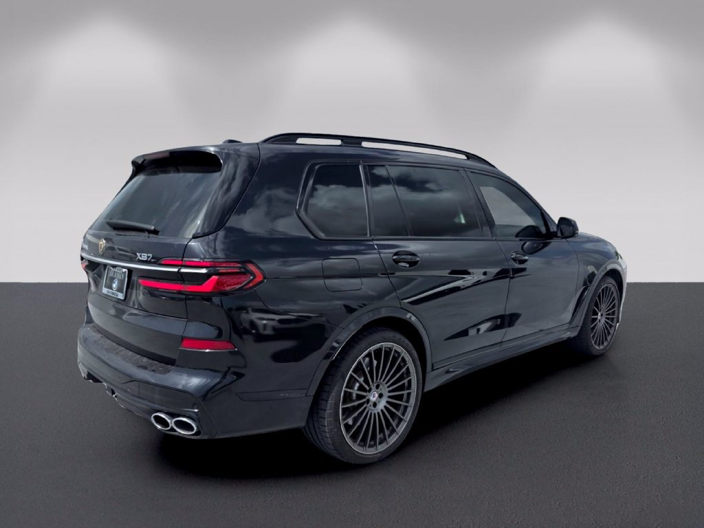 Certified 2025 BMW ALPINA XB7 AWD/4WD image 4