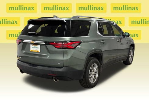 Used 2022 Chevrolet Traverse LT FWD image 20