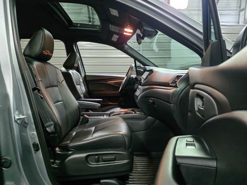 Used 2023 Honda Passport TrailSport image 15