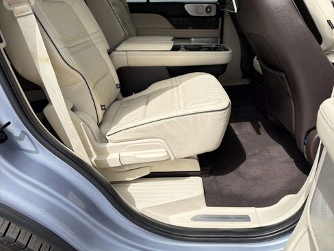 Used 2020 Lincoln Navigator Black Label w/ Cargo Convenience Package AWD/4WD image 29