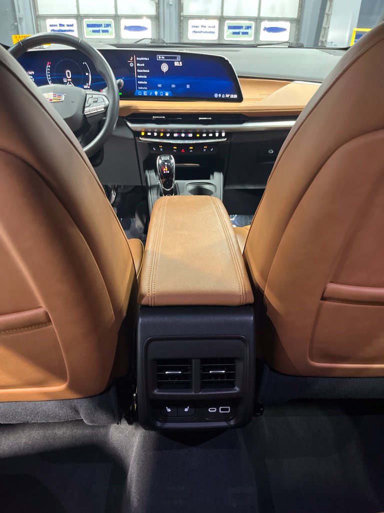 Used 2024 Cadillac XT4 Premium Luxury w/ Active Safety Package AWD/4WD image 44