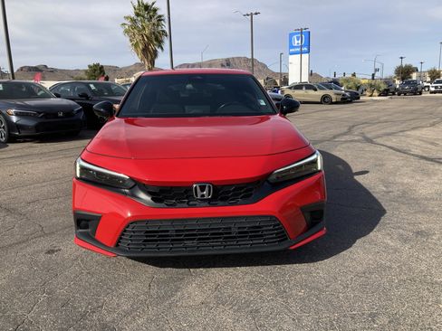 Used 2024 Honda Civic Sport image 2