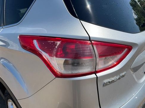 Used 2014 Ford Escape SE w/ Equipment Group 201A AWD/4WD image 11