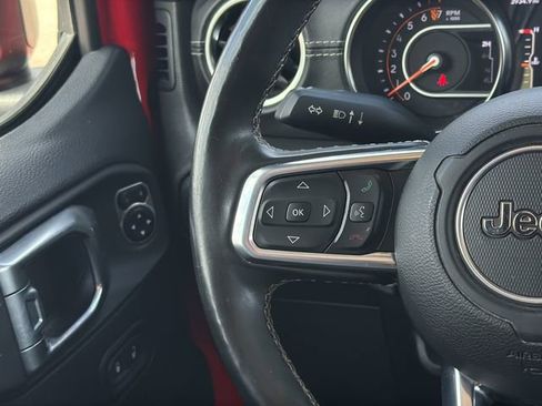 Used 2020 Jeep Gladiator Overland image 22
