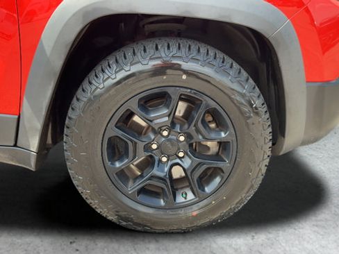 Used 2021 Jeep Cherokee Trailhawk w/ Trailer Tow Group AWD/4WD image 26