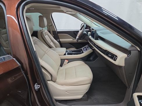 Used 2020 Lincoln Aviator Reserve w/ Equipment Group 201A AWD/4WD image 12