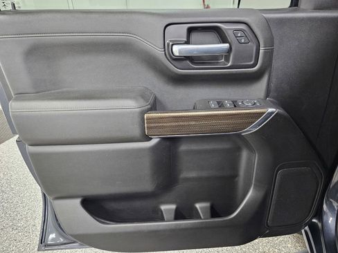 Used 2021 Chevrolet Silverado 1500 RST AWD/4WD image 15