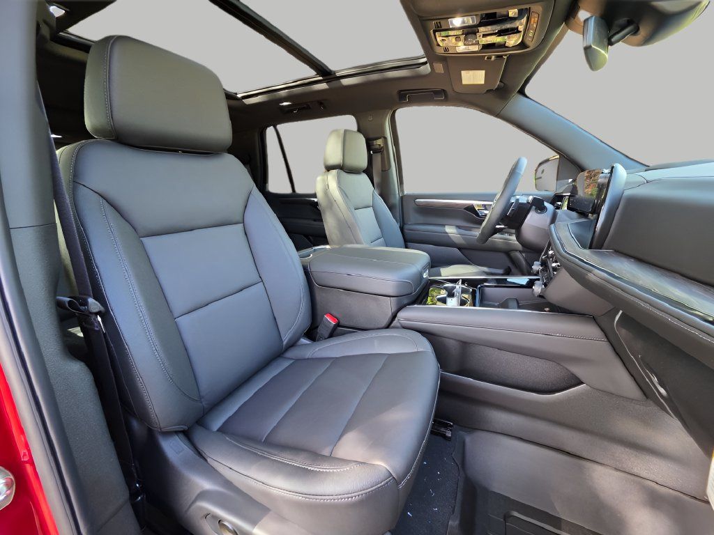 New 2026 Chevrolet Tahoe Z71 w/ Z71 Off-Road Package AWD/4WD image 16