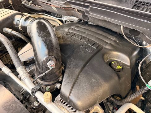 Used 2016 RAM 1500 Express image 28