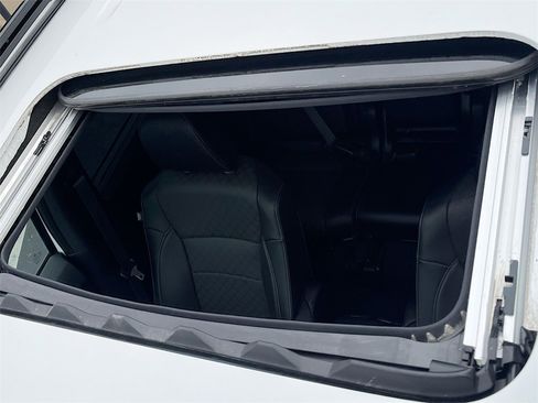 Used 2023 Honda Passport Elite image 23