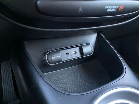 Used 2019 Kia Soul + FWD image 20