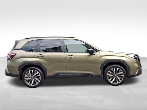 Used 2026 Subaru Forester Touring AWD/4WD image 7