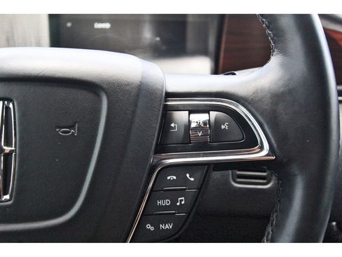 Used 2019 Lincoln Navigator Reserve w/ Cargo Package AWD/4WD image 17