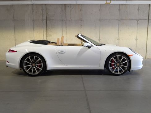 Certified 2014 Porsche 911 Carrera 4S AWD/4WD image 10