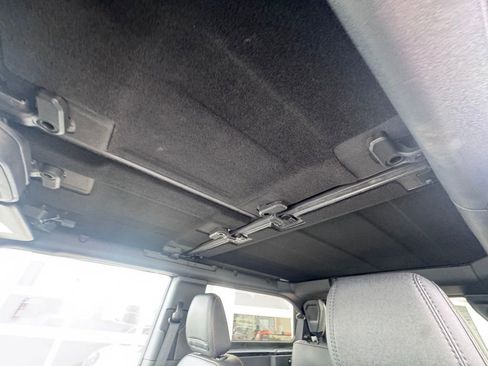 Used 2024 Ford Bronco Badlands image 30