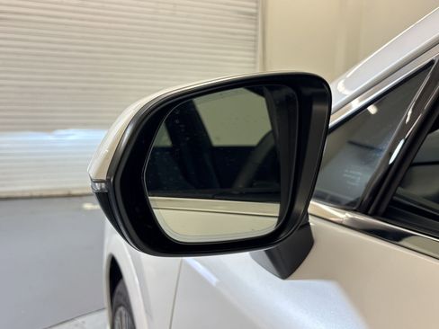 Used 2025 Lexus RX 350 AWD w/ Convenience Package image 21