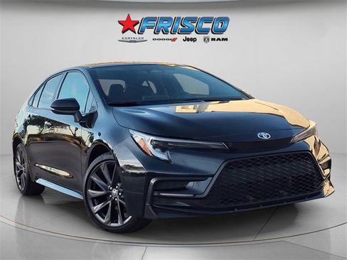 Used 2025 Toyota Corolla SE image 1