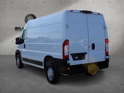 Used 2023 RAM ProMaster 2500 w/ Convenience Group image 8