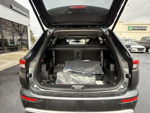 Used 2025 Mitsubishi Outlander SEL image 27