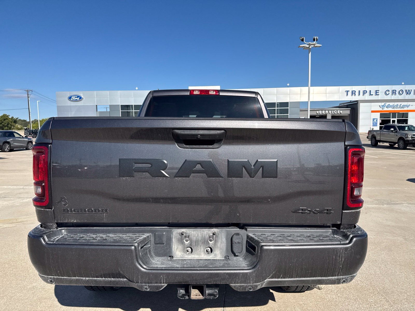 Used 2025 RAM 2500 Big Horn AWD/4WD image 4