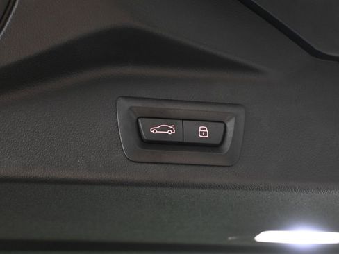 Certified 2026 BMW X5 xDrive40i w/ M Sport Package image 37