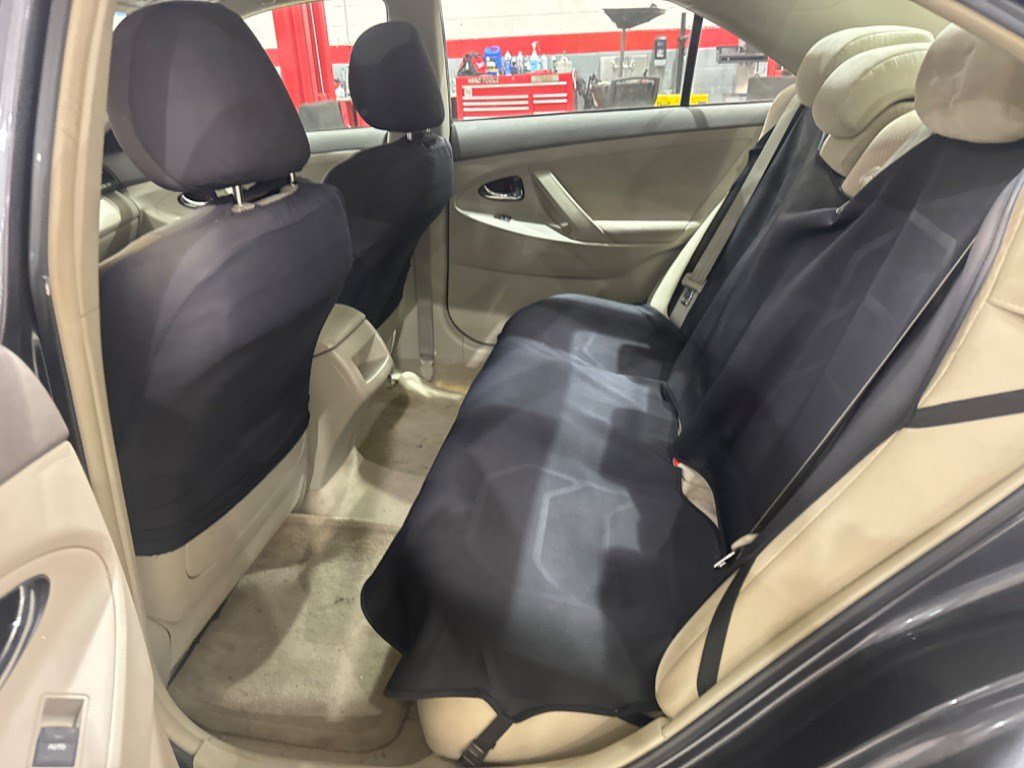 Used 2010 Toyota Camry LE FWD image 44