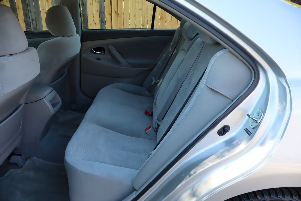 Used 2010 Toyota Camry FWD image 20