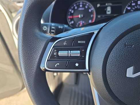 Used 2023 Kia Forte LXS w/ LXS Technology Package image 19