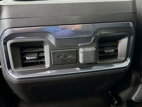 Used 2022 Chevrolet Silverado 2500 LTZ w/ LTZ Plus Package image 29