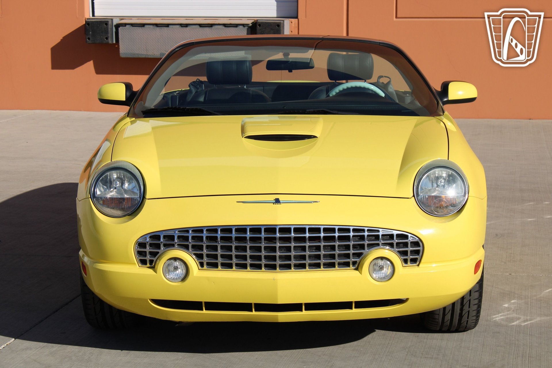 Used 2004 Ford Thunderbird RWD image 16
