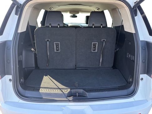 Certified 2023 GMC Acadia Denali FWD image 19