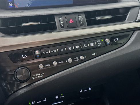 Used 2019 Lexus ES 350 image 24