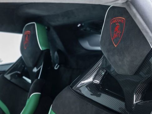 Used 2024 Lamborghini Huracan Sterrato AWD/4WD image 30
