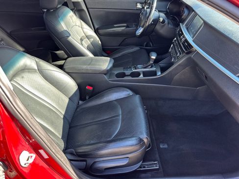 Used 2020 Kia Optima SE image 13