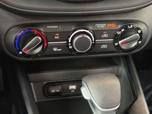 Used 2024 Kia Soul LX w/ Option Group 015 FWD image 22