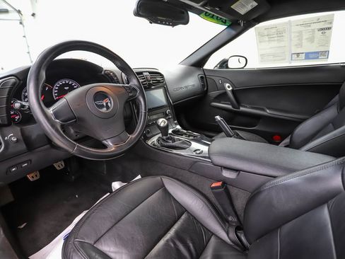 Used 2013 Chevrolet Corvette Base w/ Battery Protection Package image 10