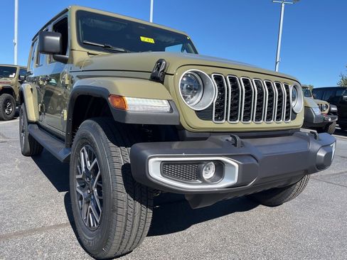 New 2026 Jeep Wrangler Sahara w/ Technology Group image 59