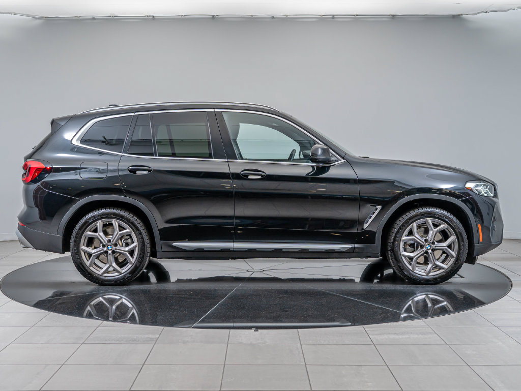 Used 2023 BMW X3 xDrive30i w/ Premium Package w/ZPA AWD/4WD image 11