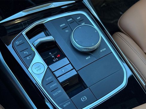 Used 2023 BMW 330e 330e iPerformance w/ Driving Assistance Package image 26