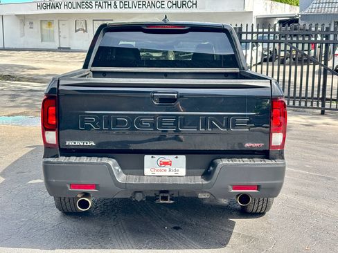 Used 2025 Honda Ridgeline Sport image 5
