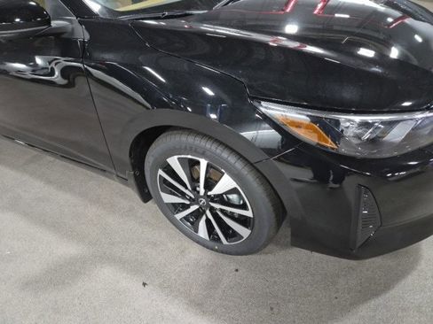 New 2025 Nissan Sentra SV w/ SV Premium Package image 6