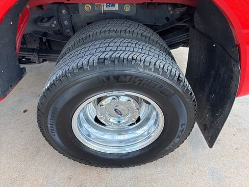 Used 2024 Ford F350 XLT w/ FX4 Off-Road Package image 5