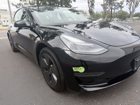 Used 2023 Tesla Model 3 Standard Range RWD image 7