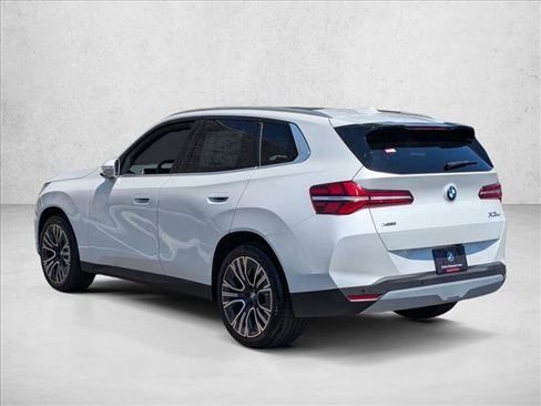 Used 2025 BMW X3 xDrive30i w/ Convenience Package AWD/4WD image 8